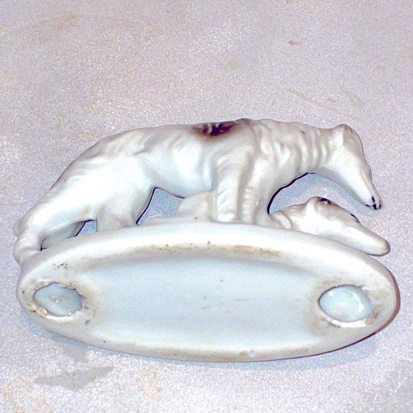 Porcelain Dog Figurine Vintage - Picture 4 of 5